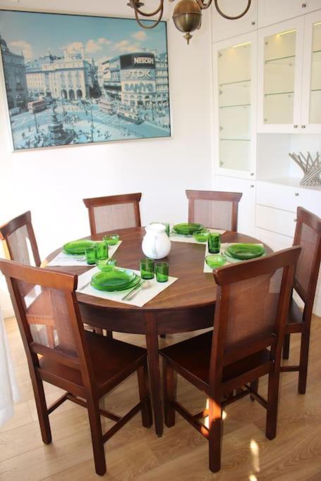 Sunny Apartment In リスボン エクステリア 写真